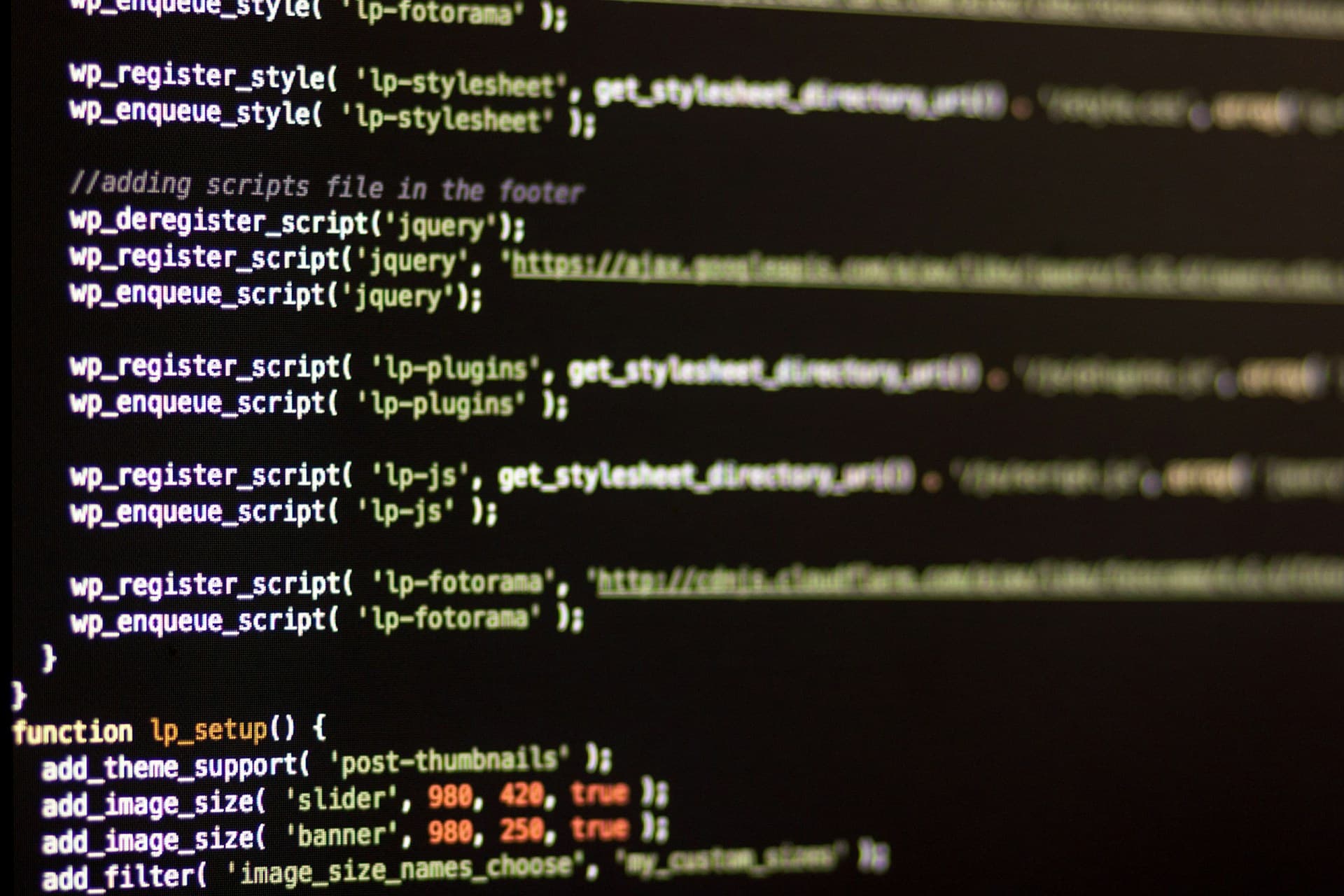 Understanding TypeScript's reduce with Type Arguments
